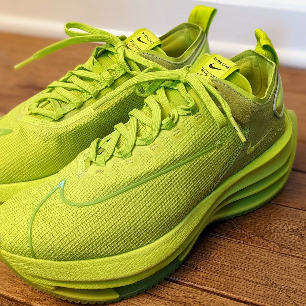 NEW Nike Zoom Double Stacked Sneakers (women's 9.5/men's 8)